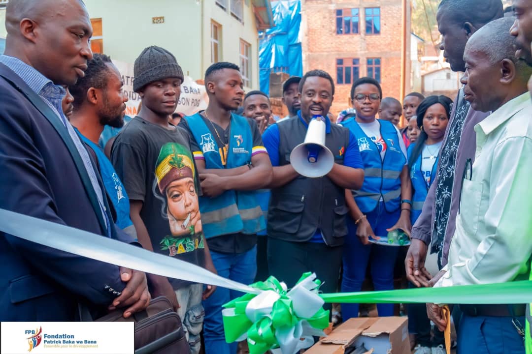 Bukavu : Grâce au disciple du Mushamuka national, Patrick Baka wa Bana, la traversée du collecteur Luziba est possible